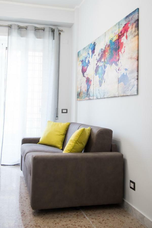 Vila Enjoy Porta Furba Řím Exteriér fotografie